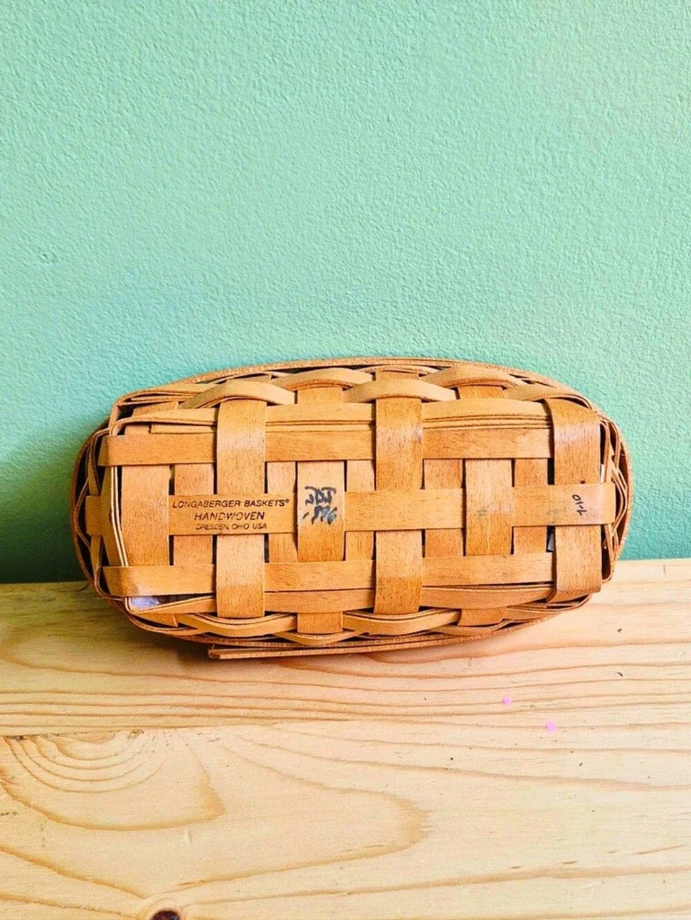 1996 Vintage Longaberger Cracker Basket with Leather Handles & Floral Liner
